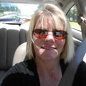 Meet your Posher, Denise